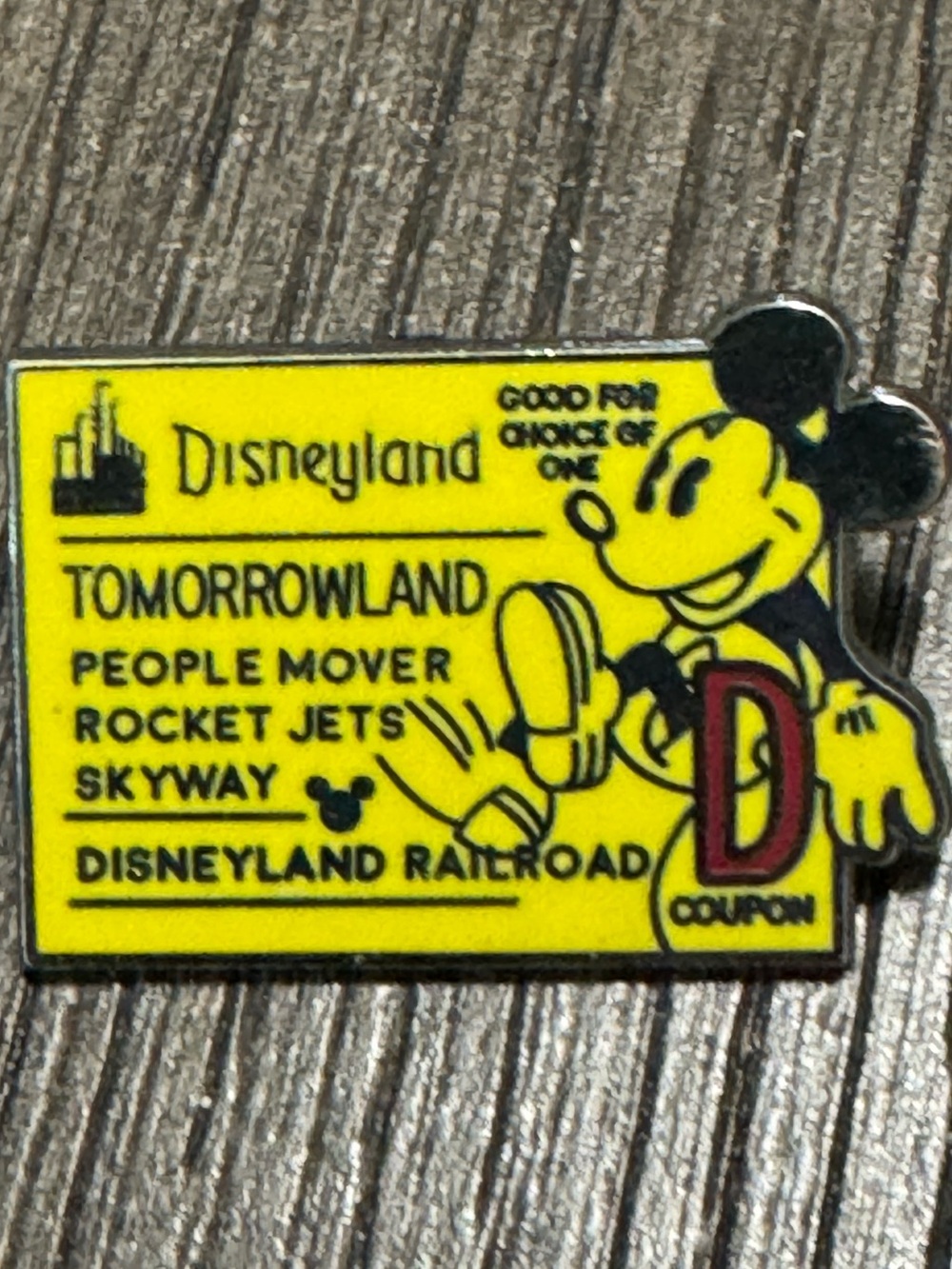 5/$25 Disney Disneyland Mickey Tomorrowland D Ticket Pin